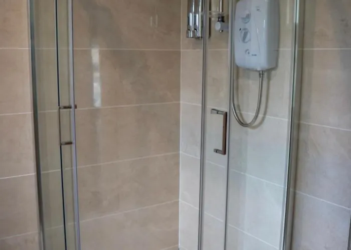 Clonmany Apartments מלון דירות *